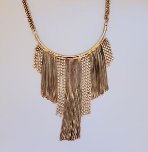NWT Cara New York gold necklace